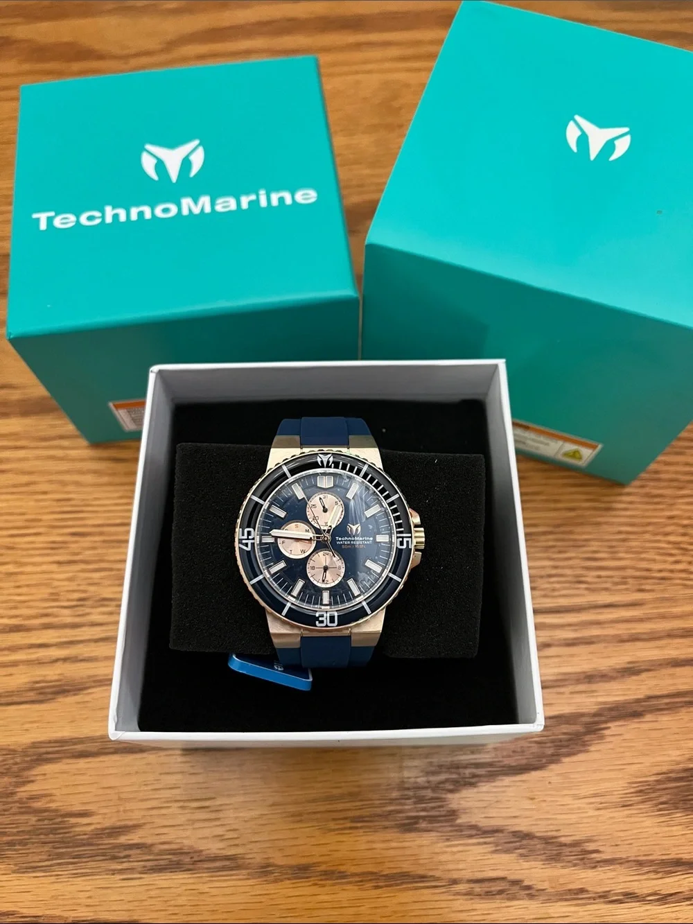 NWT Invicta Technomarine La Pelagia Men’s Watch (TM-225104)